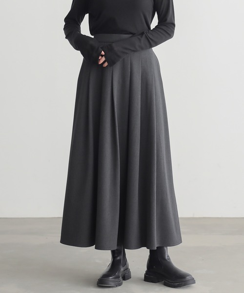 for/c（フォーシー）の「[セットアップ対応]きれいめはっ水タックフレアスカート【サスティナブル】（スカート・レディース・ブラック/チャコールグレー/グレー/ライトグレー・L/M）」の15枚目の写真