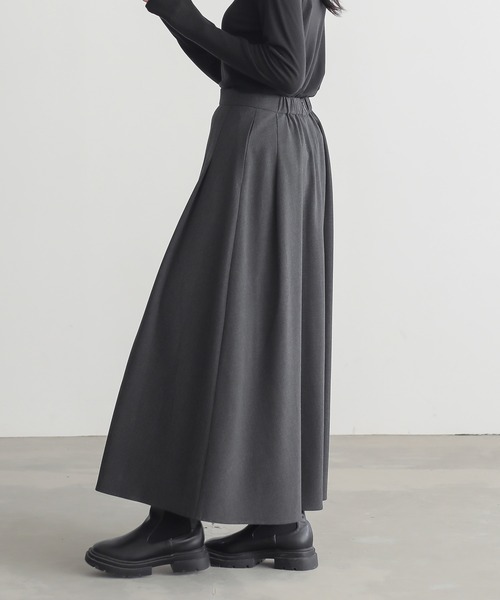 for/c（フォーシー）の「[セットアップ対応]きれいめはっ水タックフレアスカート【サスティナブル】（スカート・レディース・ブラック/チャコールグレー/グレー/ライトグレー・L/M）」の17枚目の写真