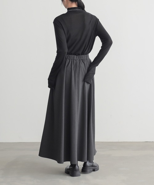 for/c（フォーシー）の「[セットアップ対応]きれいめはっ水タックフレアスカート【サスティナブル】（スカート・レディース・ブラック/チャコールグレー/グレー/ライトグレー・L/M）」の21枚目の写真