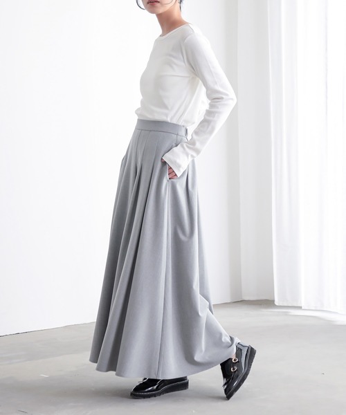 for/c（フォーシー）の「[セットアップ対応]きれいめはっ水タックフレアスカート【サスティナブル】（スカート・レディース・ブラック/チャコールグレー/グレー/ライトグレー・L/M）」の11枚目の写真