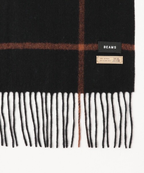 BEAMS(ビームス)の「ウィンドウペンチェック アルパカ マフラー(マフラー・メンズ・サックスブルー/ブラック・ONE SIZE)」の4枚目の写真