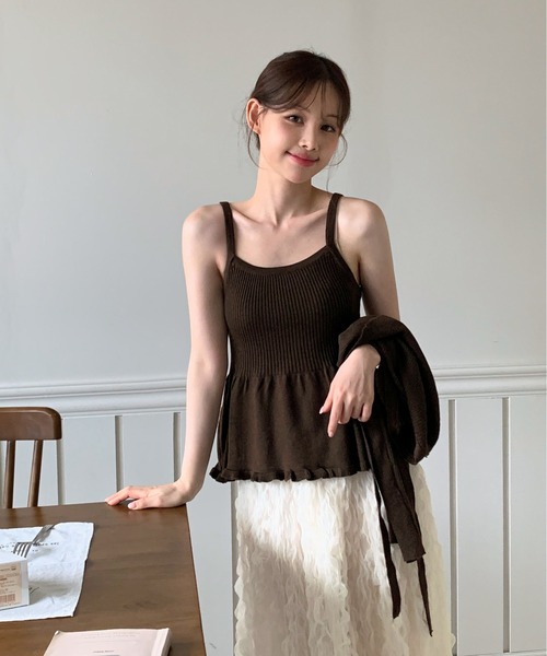 by muni:r（バイ ムニール）の「[お気に入り登録数10,000突破！]【2点SET・着用動画あり】ニットボレロ+スリーブレストップ（ニット/セーター・レディース・チャコールグレー/アイボリー/ブラウン/グレー・FREE）」の17枚目の写真