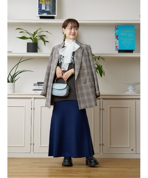 allureville(アルアバイル)の「ウールWフェイスナローマーメイドスカート(スカート・レディース・ミント/ダークブラウン/オフホワイト/ライトイエロー/グレー系その他/ネイビー・2)」の14枚目の写真