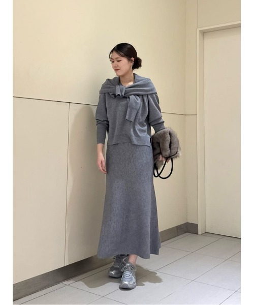 allureville(アルアバイル)の「ウールWフェイスナローマーメイドスカート(スカート・レディース・ミント/ダークブラウン/オフホワイト/ライトイエロー/グレー系その他/ネイビー・2)」の13枚目の写真