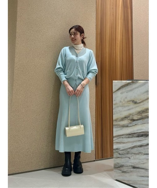 allureville(アルアバイル)の「ウールWフェイスナローマーメイドスカート(スカート・レディース・ミント/ダークブラウン/オフホワイト/ライトイエロー/グレー系その他/ネイビー・2)」の19枚目の写真