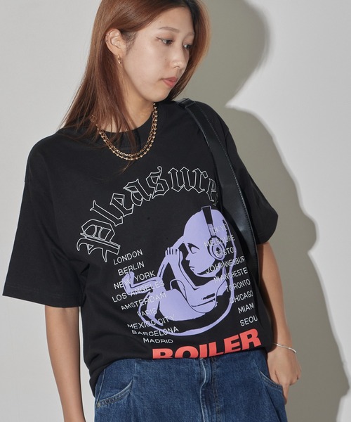 PLEASURES(プレジャー)の「PLEASURES/プレジャーズ HEADPHONE T-SHIRT Tシャツ(Tシャツ/カットソー・メンズ・ブラック・L/XL/M)」の22枚目の写真