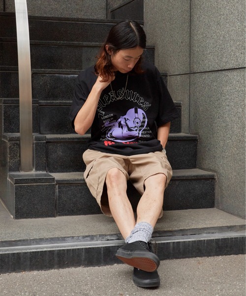 PLEASURES(プレジャー)の「PLEASURES/プレジャーズ HEADPHONE T-SHIRT Tシャツ(Tシャツ/カットソー・メンズ・ブラック・L/XL/M)」の6枚目の写真