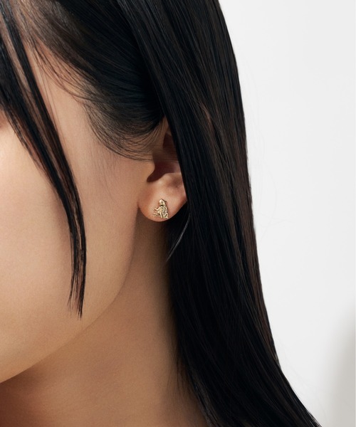 Jewel closet by L&Co.(ジュエルクローゼットバイエルアンドコー)の「K10 カラーストーン カエル ピアス(ピアス(両耳用)・レディース・イエローゴールド・FREE)」の2枚目の写真