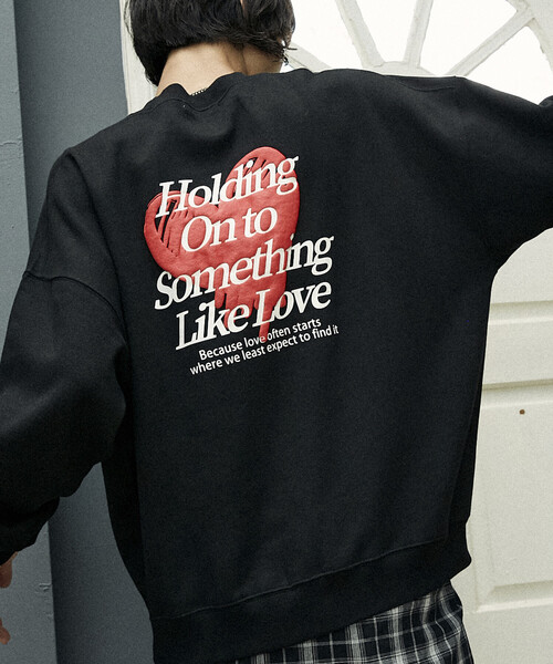 PUBLUX(パブリュクス)の「PUBLUX/パブリュクス LOVE POP STUDIO HEART LOGO GRAPHIC SWEAT(限定展開)(スウェット・メンズ・ライトグレー/ネイビー/ブラック・SMALL/MEDIUM/LARGE)」の22枚目の写真