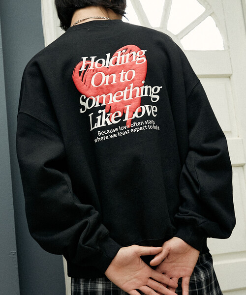 PUBLUX(パブリュクス)の「PUBLUX/パブリュクス LOVE POP STUDIO HEART LOGO GRAPHIC SWEAT(限定展開)(スウェット・メンズ・ライトグレー/ネイビー/ブラック・SMALL/MEDIUM/LARGE)」の17枚目の写真