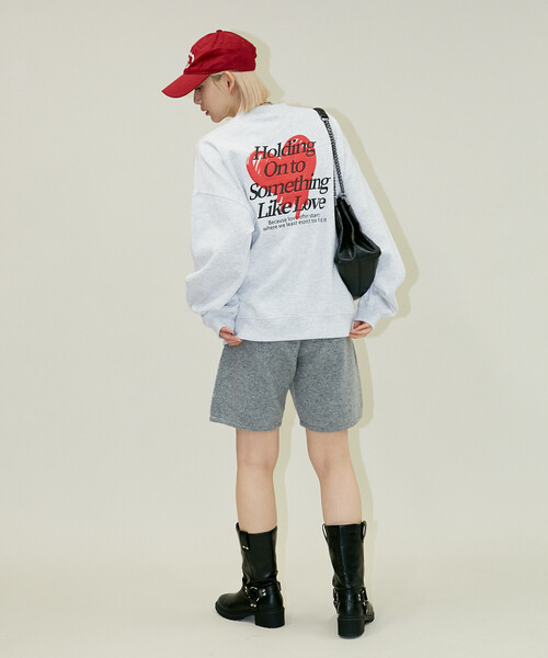 PUBLUX(パブリュクス)の「PUBLUX/パブリュクス LOVE POP STUDIO HEART LOGO GRAPHIC SWEAT(限定展開)(スウェット・メンズ・ライトグレー/ネイビー/ブラック・SMALL/MEDIUM/LARGE)」の12枚目の写真