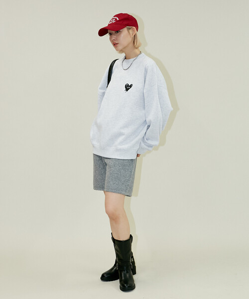 PUBLUX(パブリュクス)の「PUBLUX/パブリュクス LOVE POP STUDIO HEART LOGO GRAPHIC SWEAT(限定展開)(スウェット・メンズ・ライトグレー/ネイビー/ブラック・SMALL/MEDIUM/LARGE)」の10枚目の写真