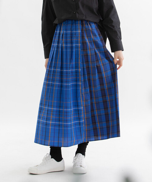 nop de nod（ノップドゥノッド）の「miscタイプライターチェックタックスカート（スカート・レディース・レッド/ブルー・M）」の6枚目の写真