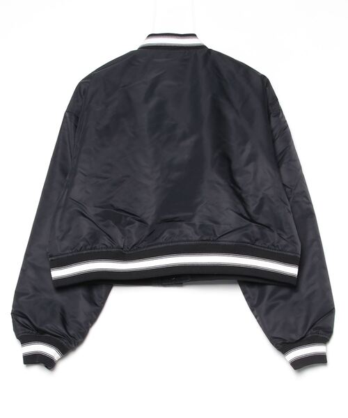 NEW ERA（ニューエラ）の「ニューエラ  WS NYLON VARSITY JACKET LOSDOD BLK（スタジャン・レディース・ブラック・S/M）」の3枚目の写真