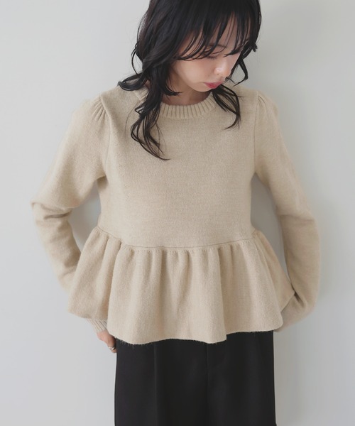 LIAN(リアン)の「ペプラムバルーンニットプルオーバー(ニット/セーター・レディース・ブラウン/イエロー/チャコールグレー/アイボリー/ブラック・FREE)」の21枚目の写真