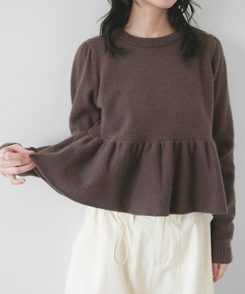 LIAN(リアン)の「ペプラムバルーンニットプルオーバー(ニット/セーター・レディース・ブラウン/イエロー/チャコールグレー/アイボリー/ブラック・FREE)」の9枚目の写真