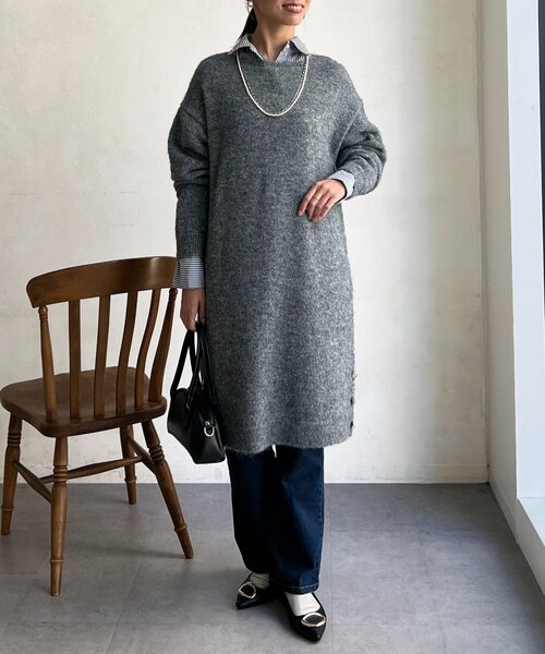 Chez toi（シェトワ）の「サイドGLDボタンミドル丈ニットワンピース（チュニック・レディース・グレー/ベージュ/ダークブラウン・FREE）」の21枚目の写真