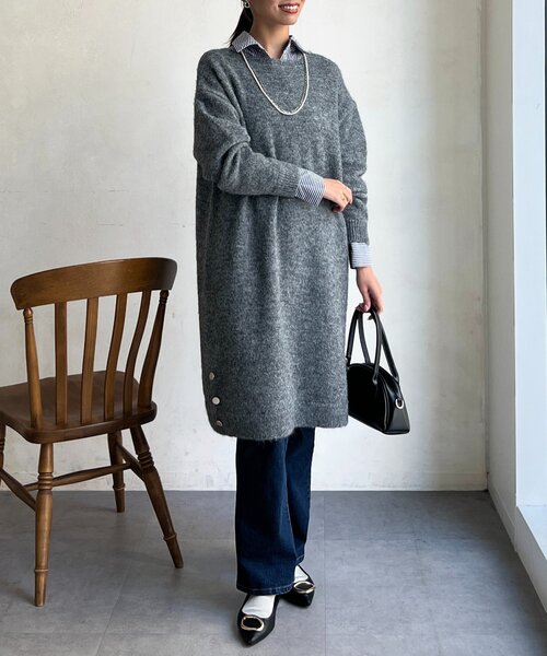 Chez toi（シェトワ）の「サイドGLDボタンミドル丈ニットワンピース（チュニック・レディース・グレー/ベージュ/ダークブラウン・FREE）」の22枚目の写真