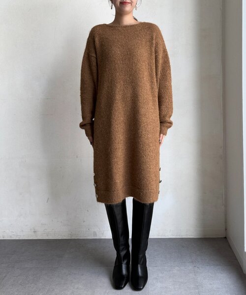 Chez toi（シェトワ）の「サイドGLDボタンミドル丈ニットワンピース（チュニック・レディース・グレー/ベージュ/ダークブラウン・FREE）」の12枚目の写真