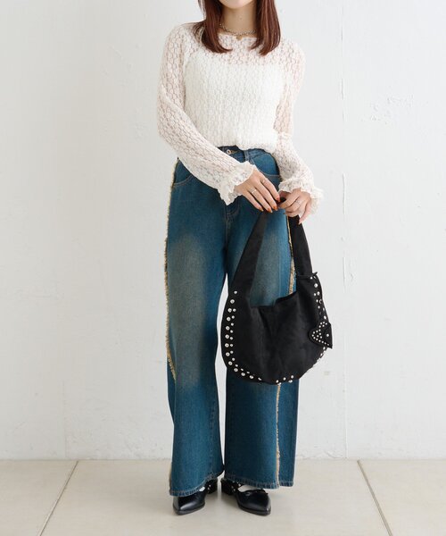 w closet(ダブルクローゼット)の「レース袖フレアトップス(Tシャツ/カットソー・レディース・ブラック/オフホワイト/アイボリー・FREE)」の8枚目の写真