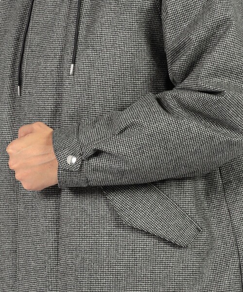 TOMORROWLAND (トゥモローランド)の「【別注】MACKINTOSH RAINTEC SKYE PARKA DOWN GTS ダウンコート(ダウンジャケット/コート・メンズ・ブラック×ホワイト/ブラック/ネイビー・38/40/42)」の11枚目の写真