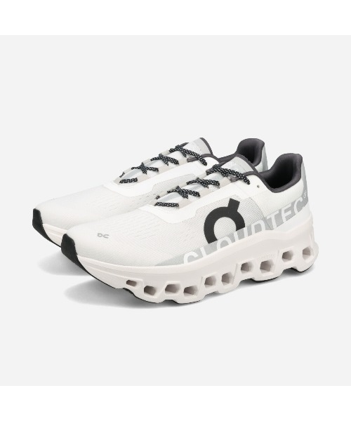 On(オン)の「ON CLOUDMONSTER (M) / オン クラウド モンスター / 61-98434(スニーカー・メンズ・ホワイト・26cm/25.5cm/25cm/30cm/29cm/28.5cm/28cm/27.5cm/27cm/26.5cm)」の1枚目の写真