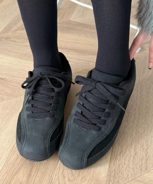 WEGO（ウィゴー）の「WEGO/レースアップローカットスニーカー（スニーカー・レディース・ブラウン/ブラック/グレー・SMALL/MEDIUM/LARGE）」の14枚目の写真