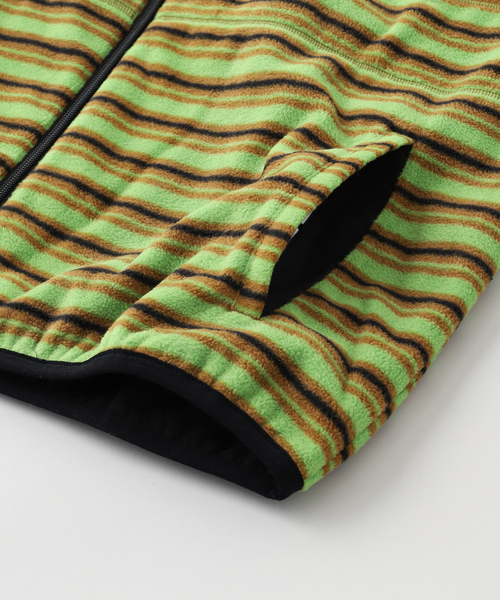 Gramicci(グラミチ)の「Gramicci / グラミチ THERMAL FLEECE REVERSIBLE VEST(その他アウター・メンズ・グリーン・MEDIUM/LARGE)」の4枚目の写真