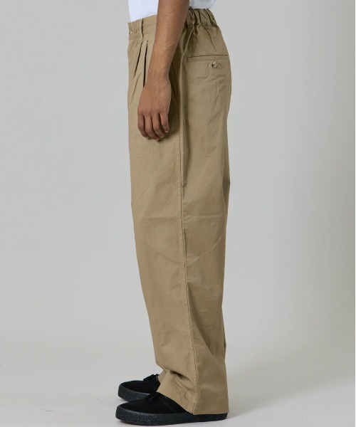 UNFRM OUTDOOR STANDARD(ユニフォームアウトドアスタンダード)の「【UNFRM OUTDOOR STANDARD:ユニフォームアウトドアスタンダード】CLASSIC TWO-TUCK WIDE CHINO TROUSERS/ツータックユニセックスチノパンツ(チノパンツ・メンズ・ベージュ/ホワイト・X-SMALL/SMALL)」の19枚目の写真