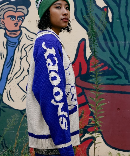 SEQUENZ（シークエンズ）の「【SEQUENZ/シークエンズ】PEANUTS ピーナッツ カウチンニット（ニット/セーター・メンズ・ネイビー/グレー・MEDIUM/LARGE/X-LARGE）」の17枚目の写真