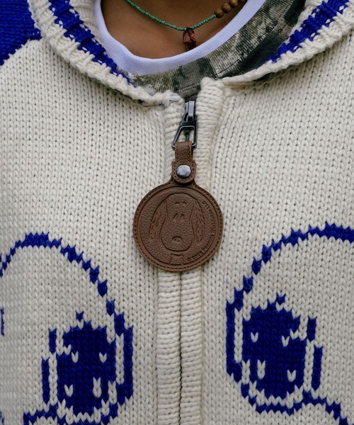 SEQUENZ（シークエンズ）の「【SEQUENZ/シークエンズ】PEANUTS ピーナッツ カウチンニット（ニット/セーター・メンズ・ネイビー/グレー・MEDIUM/LARGE/X-LARGE）」の19枚目の写真