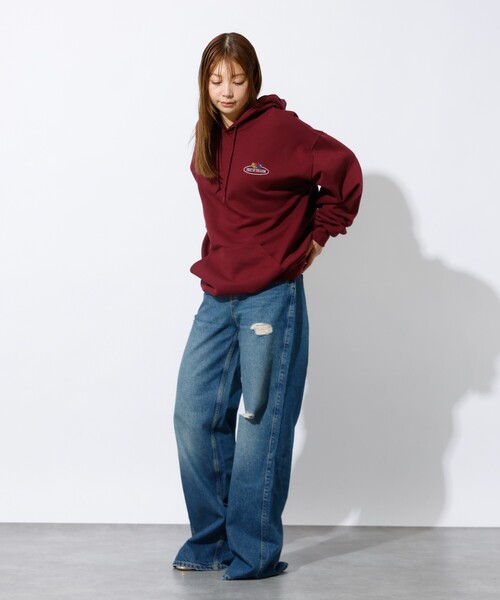 FRUIT OF THE LOOM(フルーツオブザルーム)の「【FRUIT OF THE LOOM】PRINT HOODIE1/ワンポイント/ユニセックス【WEB限定】(パーカー・メンズ・レッド/エンジ・M/L/XL)」の14枚目の写真