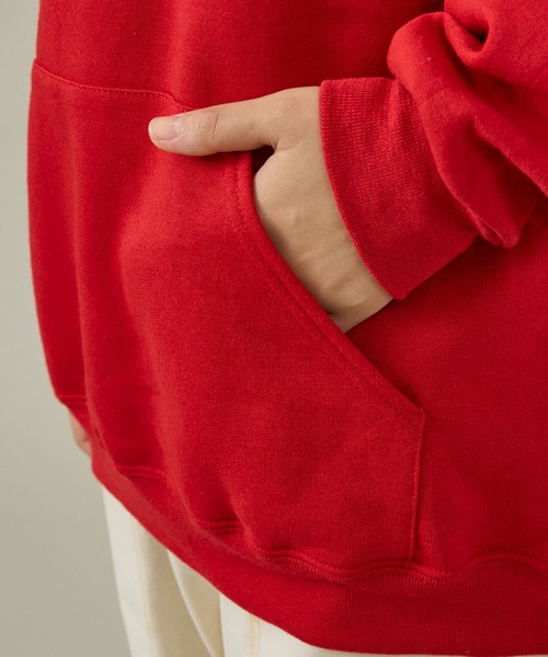 FRUIT OF THE LOOM(フルーツオブザルーム)の「【FRUIT OF THE LOOM】PRINT HOODIE1/ワンポイント/ユニセックス【WEB限定】(パーカー・メンズ・レッド/エンジ・M/L/XL)」の9枚目の写真
