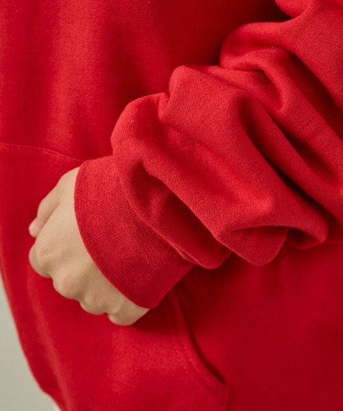 FRUIT OF THE LOOM(フルーツオブザルーム)の「【FRUIT OF THE LOOM】PRINT HOODIE1/ワンポイント/ユニセックス【WEB限定】(パーカー・メンズ・レッド/エンジ・M/L/XL)」の10枚目の写真