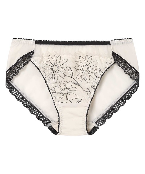 AMPHI（アンフィ）の「「otona MUSEコラボ」「BRAGENIC ブラジェニック ぴたっとフィットタイプ」　ショーツ（ショーツ・レディース・レッド/グリーン/サックスブルー/アイボリー/ブラウン・L/M）」の2枚目の写真