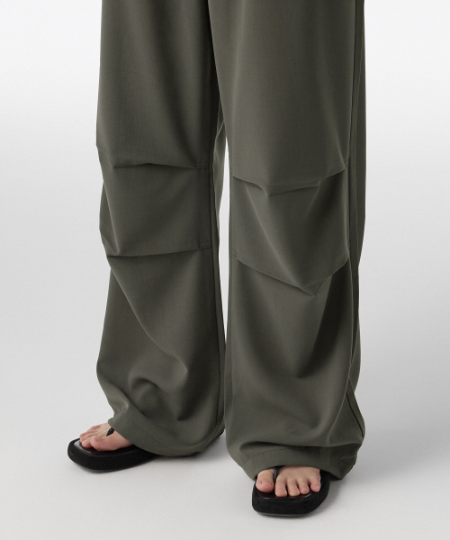 MUSINSA STANDARD WOMAN（ムシンサスタンダードウーマン）の「ウィメンズリネンライクパラシュートパンツ[カーキグレー]（スラックス・レディース・その他・34/32/30/24/26/28）」の8枚目の写真