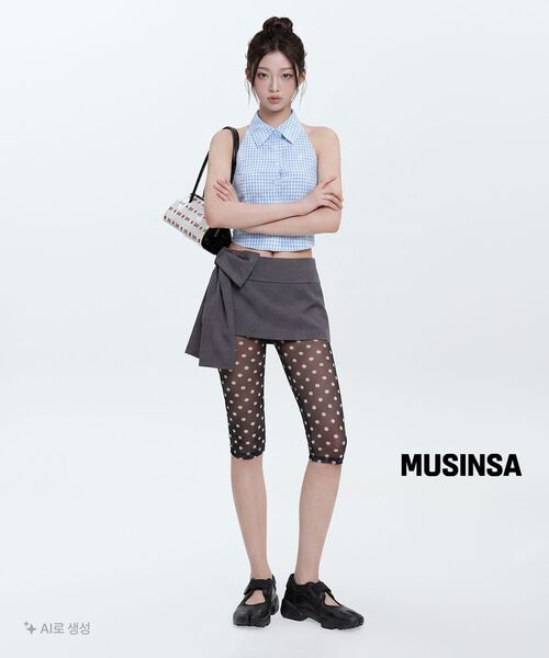 YOUHEE(ユヒ)の「CHECK HALTER NECK SHIRTS LIGHT BLUE(シャツ/ブラウス・レディース・その他・FREE)」の2枚目の写真
