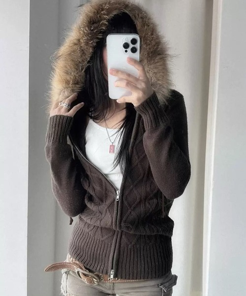 WESTSEA(ウエストシー)の「ファー付き ケーブル編み フードZIPパーカー(ニット/セーター・レディース・ブラウン/グレー・L/M)」の9枚目の写真