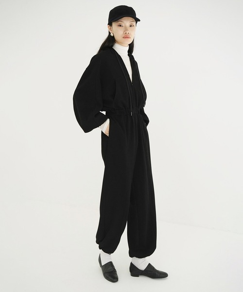 CLANE(クラネ)の「HOODED SWEAT ALL IN ONE(つなぎ/オールインワン・レディース・グレー/ベージュ・1/0)」の5枚目の写真