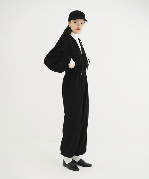 CLANE(クラネ)の「HOODED SWEAT ALL IN ONE(つなぎ/オールインワン・レディース・グレー/ベージュ・1/0)」の6枚目の写真