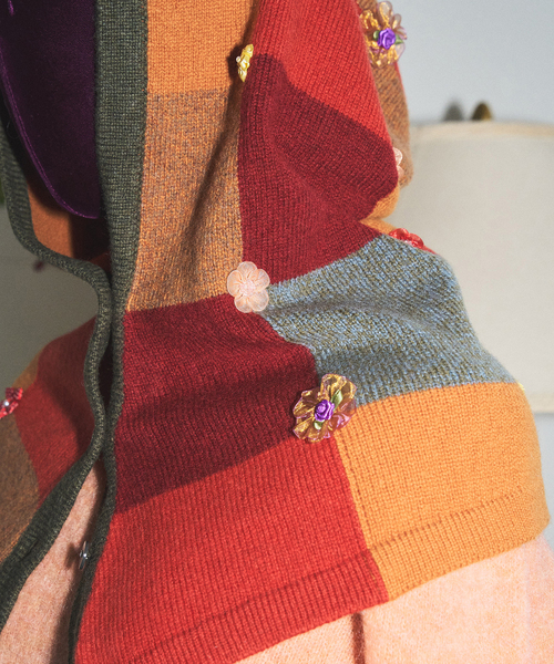 CITYSHOP（シティーショップ）の「YANYAN CHECK HOOD YYW24-1732：バラクラバ（ニットキャップ/ビーニー・レディース・レッド・FREE）」の2枚目の写真