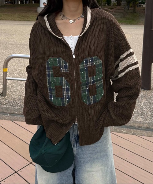 ラインストーンアップリケジップニットパーカー（ニット/セーター