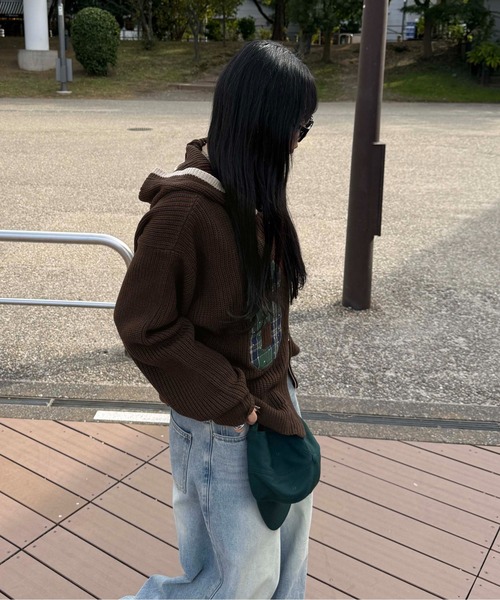 sedacle（セダクル）の「ラインストーンアップリケジップニットパーカー（ニット/セーター・メンズ・ベージュ/ブラウン/ボルドー・SMALL/MEDIUM/LARGE）」の13枚目の写真