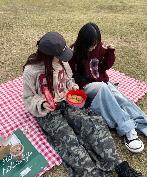 sedacle（セダクル）の「ラインストーンアップリケジップニットパーカー（ニット/セーター・メンズ・ベージュ/ブラウン/ボルドー・SMALL/MEDIUM/LARGE）」の6枚目の写真