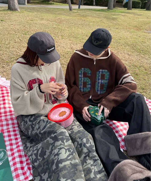 sedacle（セダクル）の「ラインストーンアップリケジップニットパーカー（ニット/セーター・メンズ・ベージュ/ブラウン/ボルドー・SMALL/MEDIUM/LARGE）」の7枚目の写真