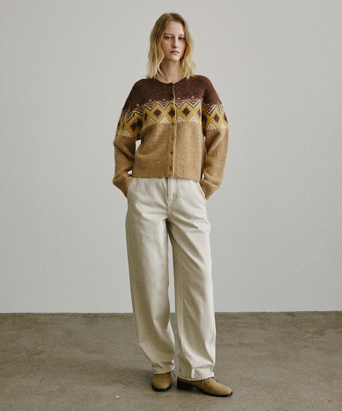 ARTID(アルティーダ)の「アルパカフェアアイルニットカーディガン_BROWN(カーディガン/ボレロ・レディース・ブラウン・SMALL/MEDIUM)」の4枚目の写真