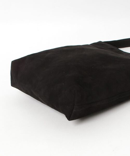 yoko sakamoto（ヨーコサカモト）の「【YOKO SAKAMOTO】 RESEARCHER BAG - MEDIUM（NUBUCK LEATHER）（ショルダーバッグ・メンズ・ブラック/ブラウン・FREE）」の6枚目の写真