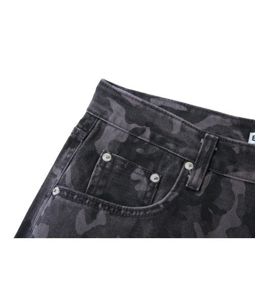 BASEMOMENT(ベースモーメント)の「カモウォッシュドセクションパンツグレー(デニムパンツ・メンズ・その他・LARGE/X-LARGE/MEDIUM)」の4枚目の写真