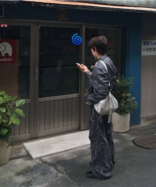 BASEMOMENT(ベースモーメント)の「カモウォッシュドセクションパンツグレー(デニムパンツ・メンズ・その他・LARGE/X-LARGE/MEDIUM)」の12枚目の写真