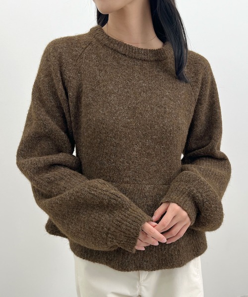 Futier land（フューティアランド）の「ボリューム袖ペプラムニットトップス（ニット/セーター・レディース・ブラウン/グレー/アイボリー・FREE）」の6枚目の写真